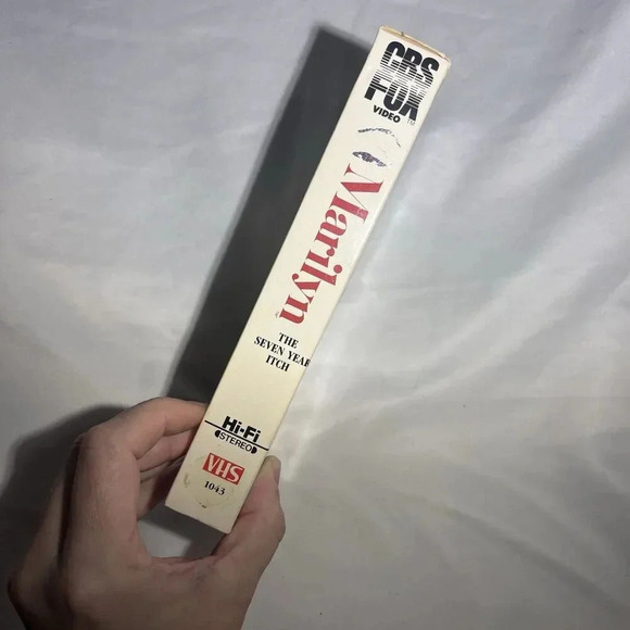 The Seven Year Itch-Marilyn Monroe VHS 1987 Release Collectors Edition C… - Picture 6 of 8